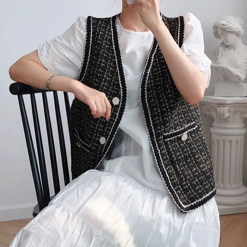 Kadın giyim Yeni Kolsuz V Yaka Katı Düğmeler Patchwork Moda Gevşek Sonbahar Kış İnce Rahat Kore Mizaç Yelekler