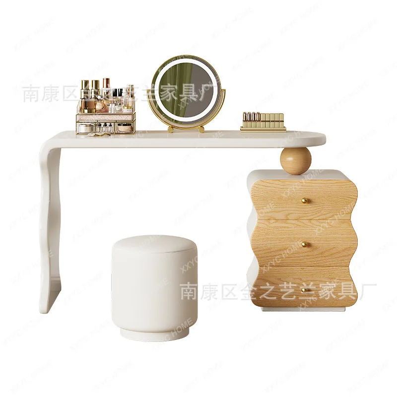 Krem Tarzı Dresser Günlük Tarzı şifonyer Entegre depolama dolabı katı ahşap Makyaj Masası Seti