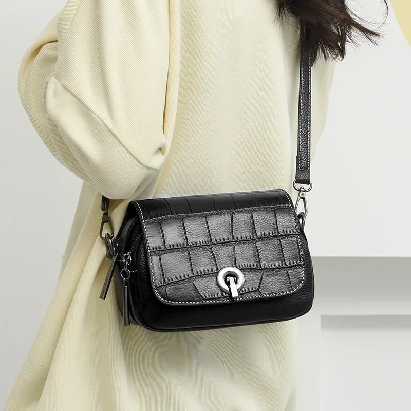 Hakiki Deri Klasik Küçük Çanta Kadınlar için Moda Telefonu Çanta Crossbody Çanta Bayan Çok Yönlü Kare omuz çantaları Katı