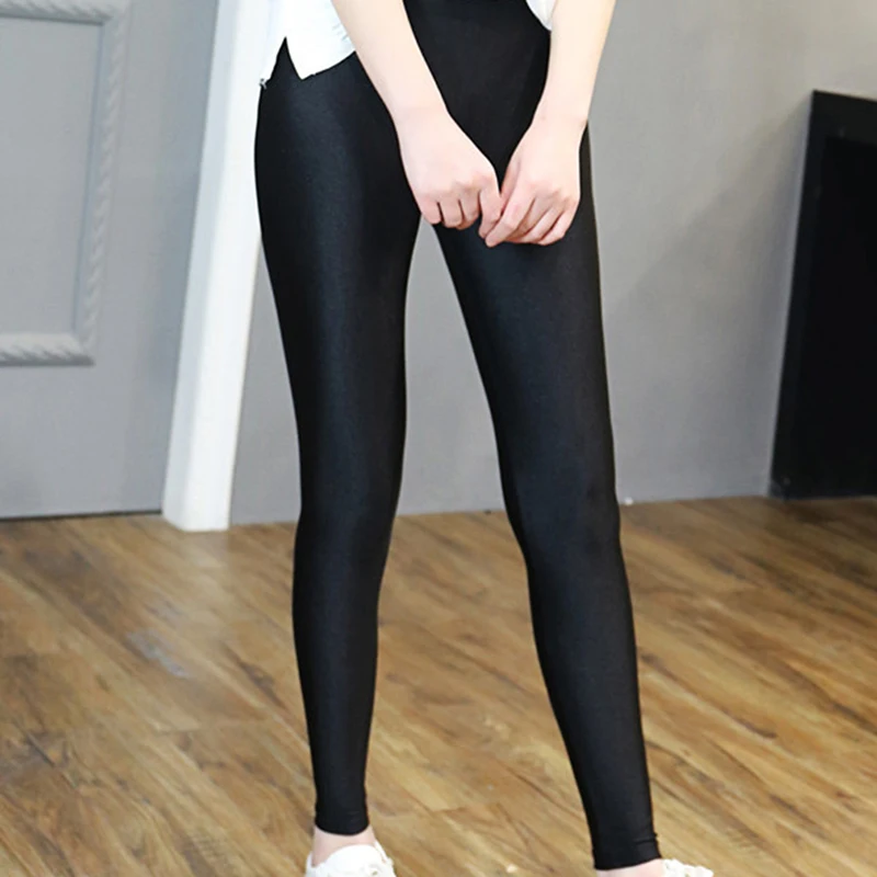 Kadın tayt 2023 Sonbahar Alt Elastik Bel Sıska Pantolon Ayak Bileği Uzunlukta Tayt Siyah Spor Legging