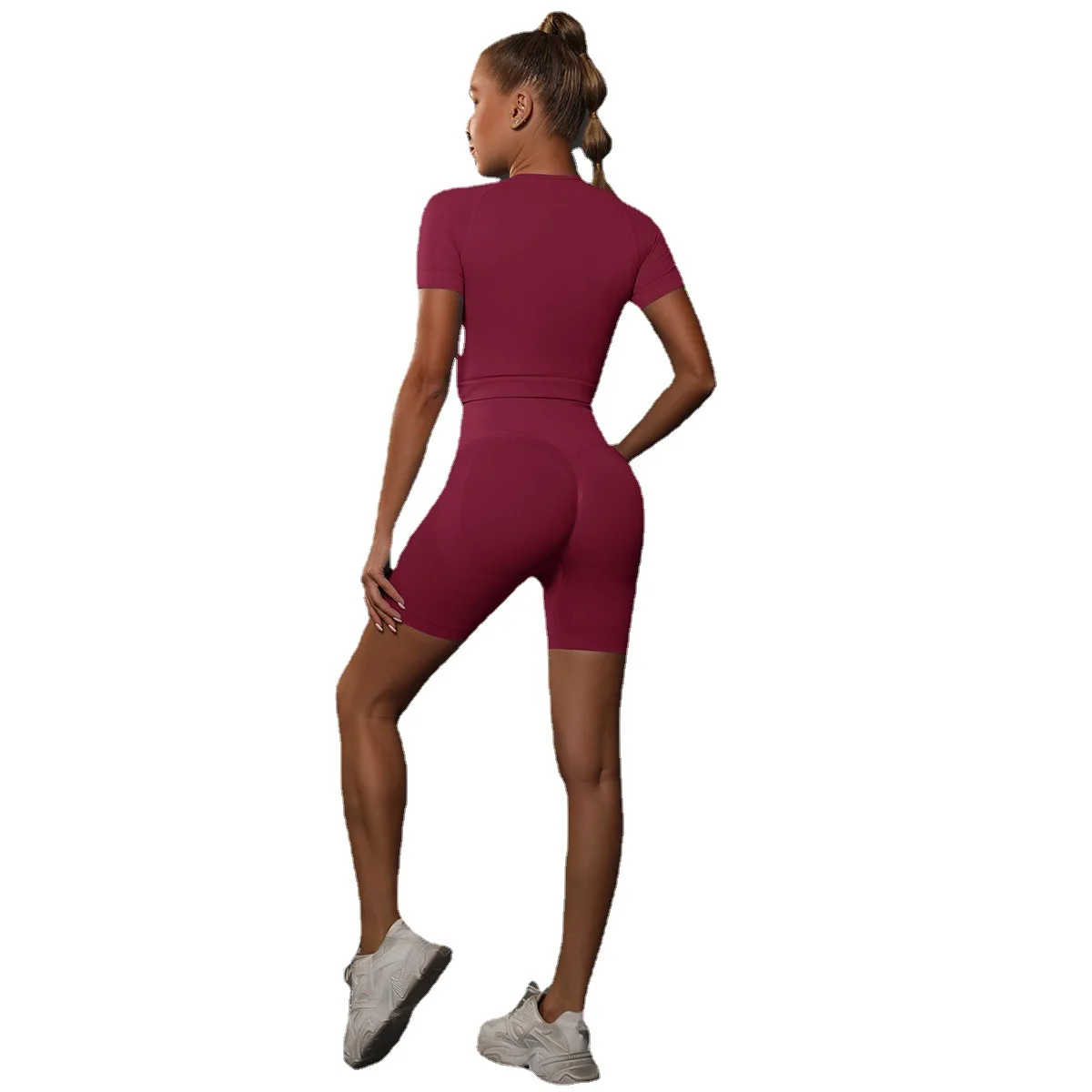 Yeni Dikişsiz Düz Renk Yüksek Elastik Naylon Tayt Kısa Kollu Şort Spor Spor Salonu Kadın Yoga Seti Pilates Giysileri