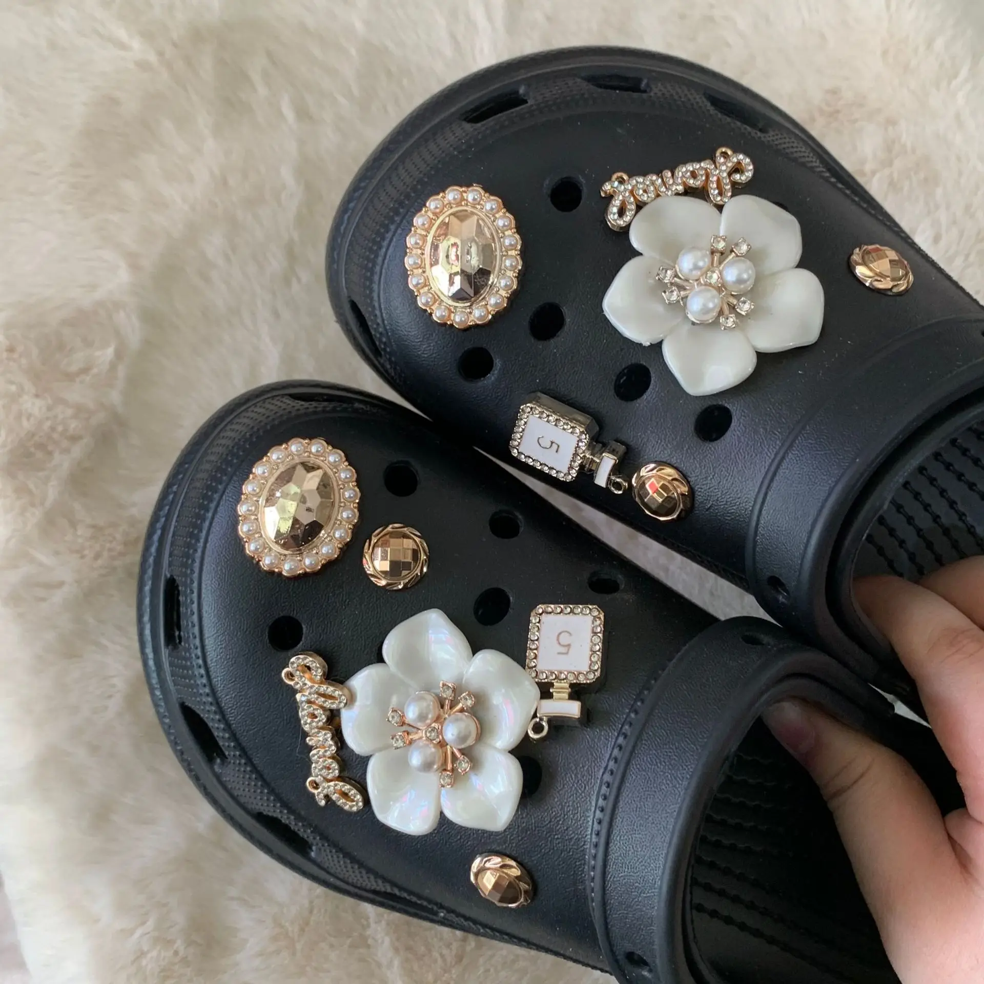 Ayakkabı Takılar Crocs DIY 3D Stereoskopik ayakkabı tokası Dekorasyon Çiçek Croc Ayakkabı cazibe aksesuarları Kız Parti Hediye