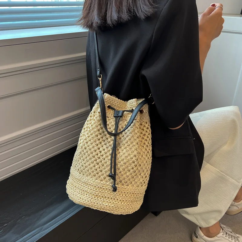 Ünlü marka tasarım kadınlar için çanta 2023 bolso çoğaltma Moda Retro Çanta Kadın tote çanta saman örgü makale kova çanta