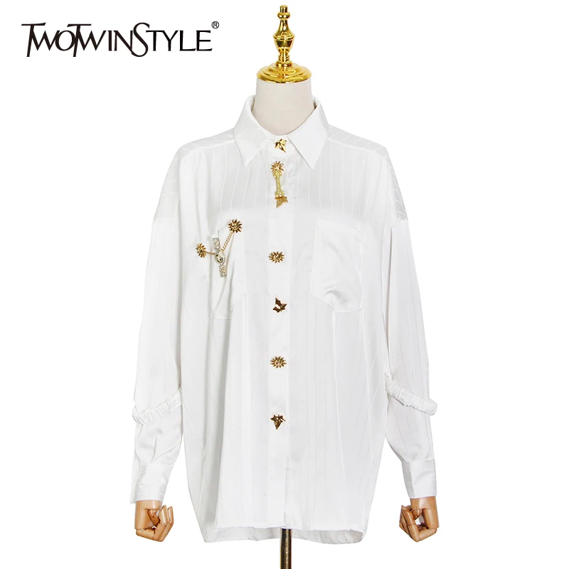 TWOTWINSTYLE Beyaz Çizgili Casual Gömlek Kadınlar İçin Yaka Patchwork Elmas Düz Bluzlar Kadın 2023 Bahar Moda Giyim
