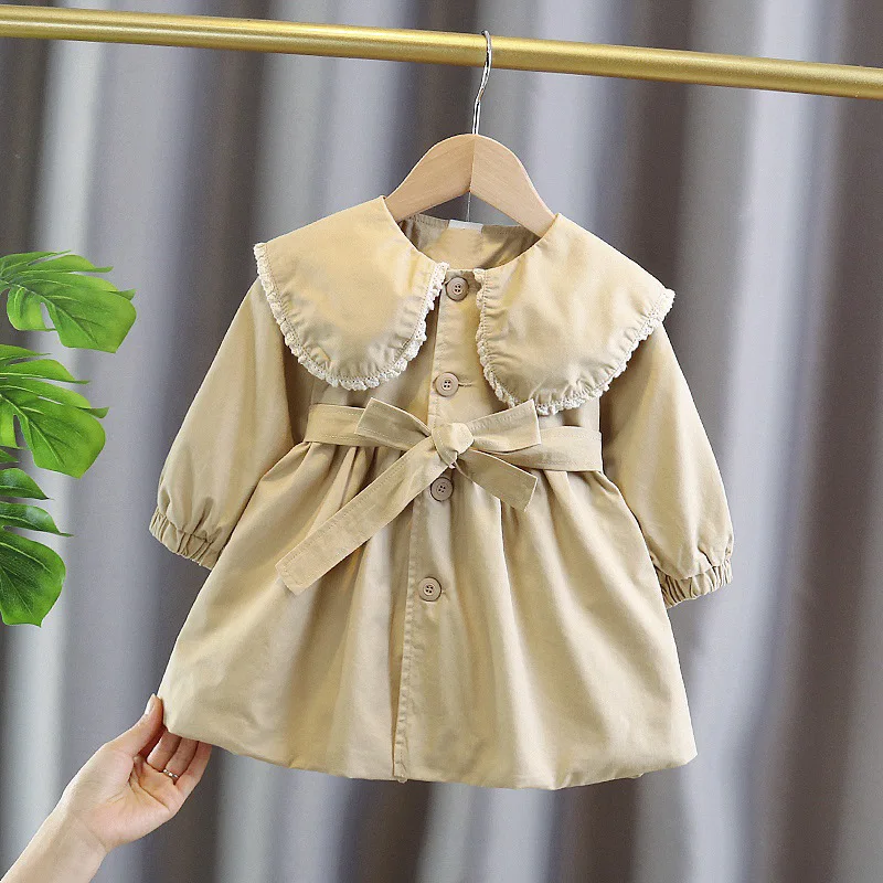 Siper Kız Ceket Sonbahar Bebek Dantel Yaka Uzun Rüzgarlık Çocuk giyim Turn Down Yaka Giyim Katı Düğme