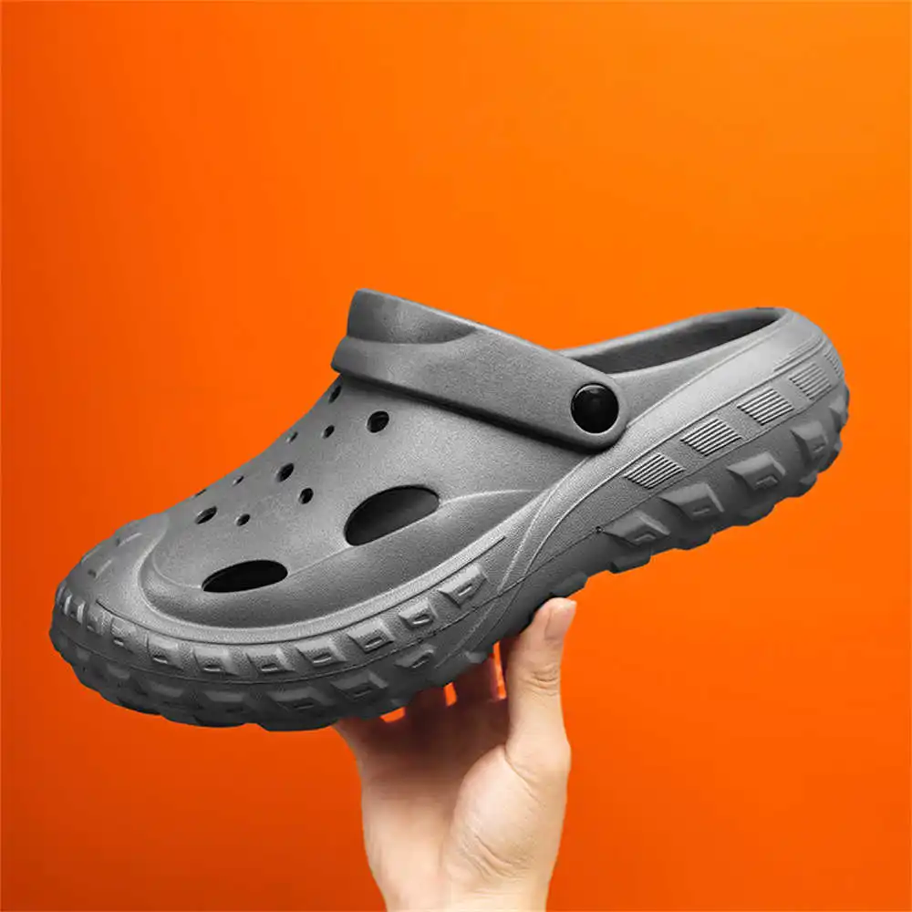 platform veteriner sandalet plaj erkek koşu ayakkabıları yaz erkek plaj terlikleri sneakers spor 2023 en kaliteli ayakkabı XXW3