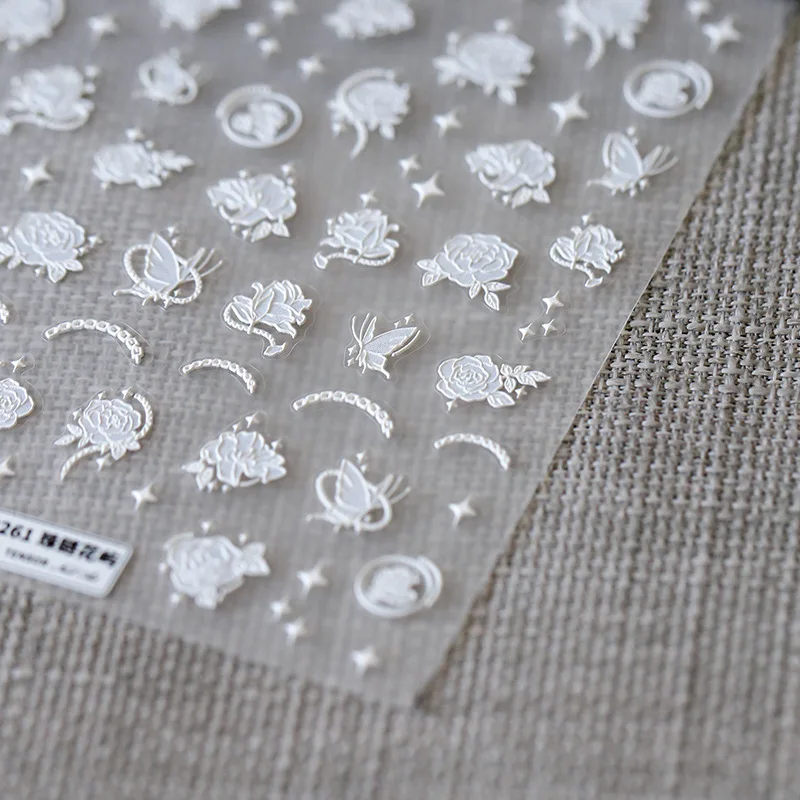 5D Gerçekçi Kabartma Zarif Saf Beyaz Dantel Zincirler Çiçekler Starlight Yapışkanlı Nail Art Etiketler Çıkartmaları Manikür Takılar Tedarikçiler