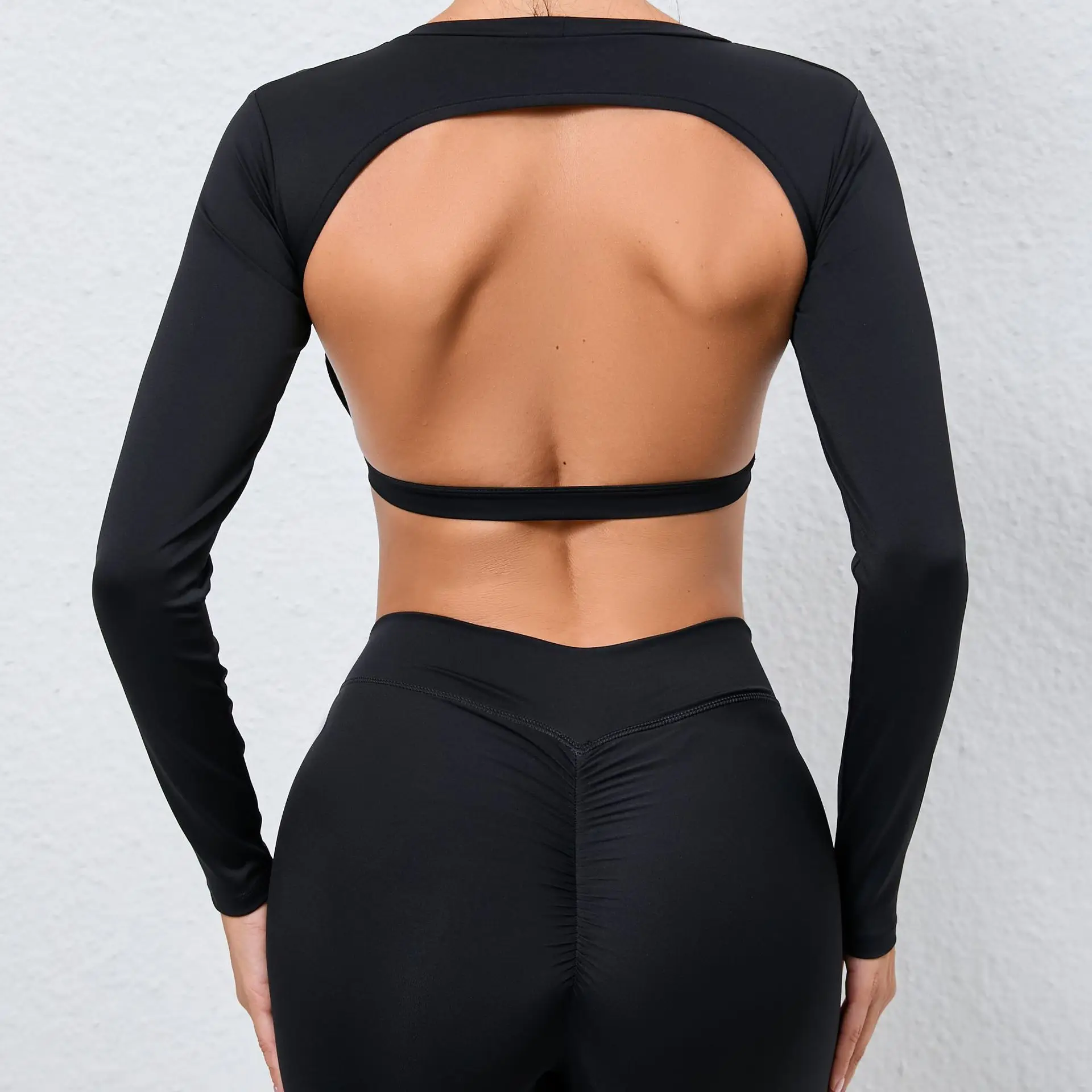 Antibom kadın Seksi Koşu Spor Uzun Kollu Sıkı Spor T-shirt Göğüs Yastığı Backless Yoga Kırpma Üst